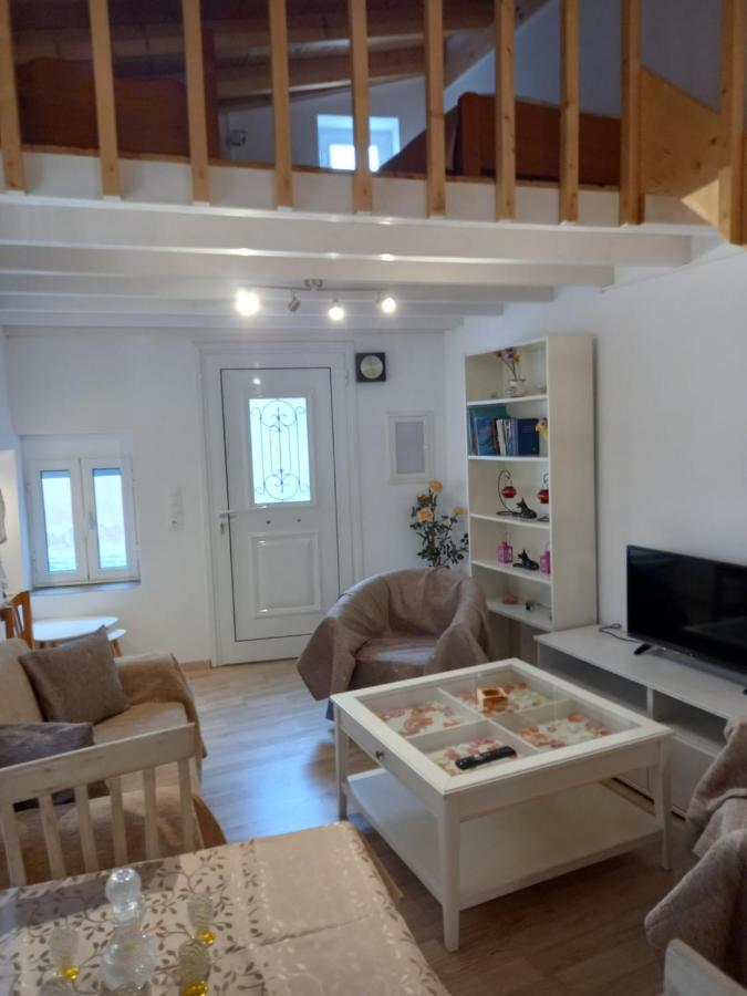 Villa Apanema House Aegina Esterno foto